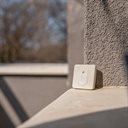 Bild av Termometer & luftfuktighet, BLU, Zigbee, Elfenben, Shelly BLU H&T Ivory